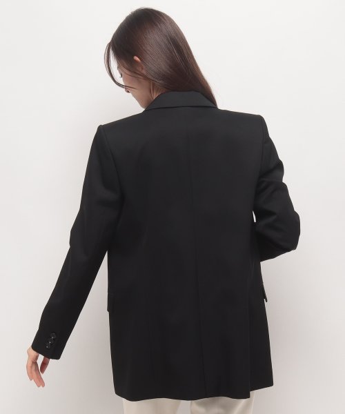 テーラードジャケット 