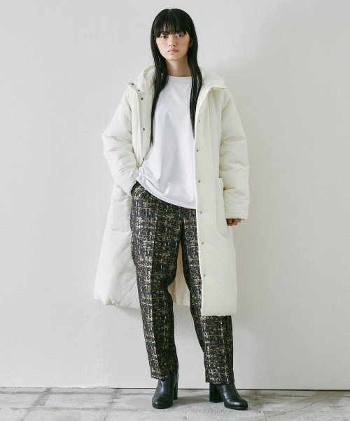 【Audrey and John Wad】コットンシルク厚中わたフーデッドコート 着用サイズ：M　着用カラー：オフホワイト