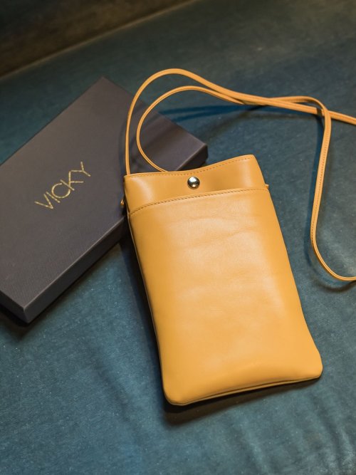 【リサイクルレザー】ショルダーポーチ 