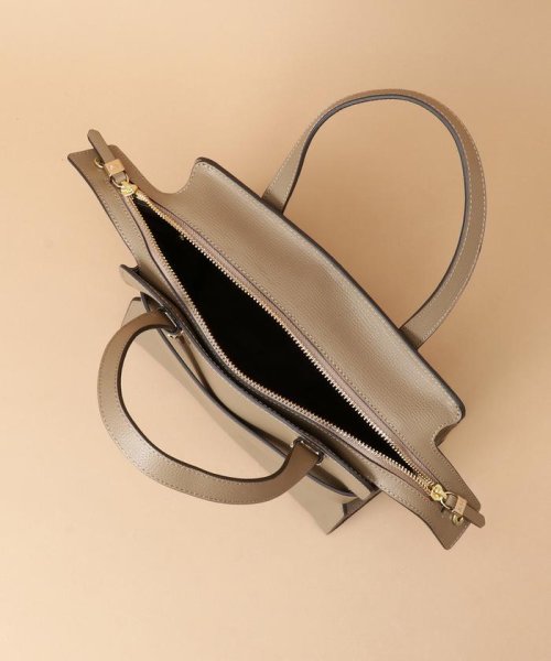 フロントベルトデザイン ハンドバッグ 