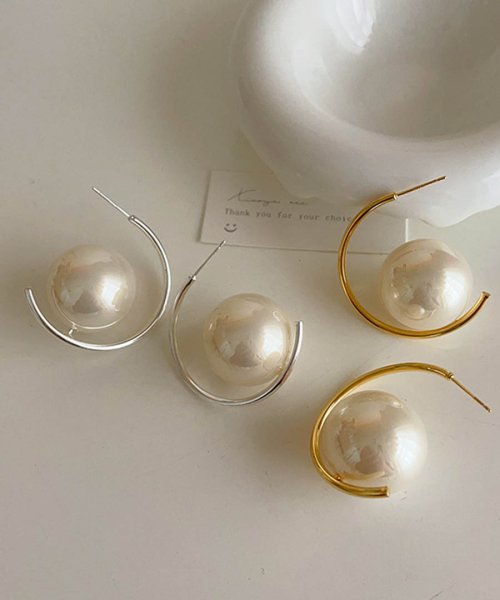 ARGO TOKYO(アルゴトウキョウ)/『G10』Pearl Circle Earring 26164 パールサークルイヤリング　ゴールドコーテイング　シルバーアクセサリー　ゴールドコーテイングアクセ/img02