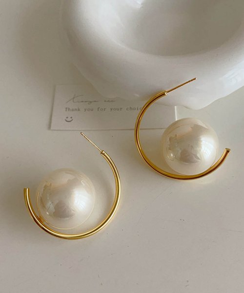 ARGO TOKYO(アルゴトウキョウ)/『G10』Pearl Circle Earring 26164 パールサークルイヤリング　ゴールドコーテイング　シルバーアクセサリー　ゴールドコーテイングアクセ/img05