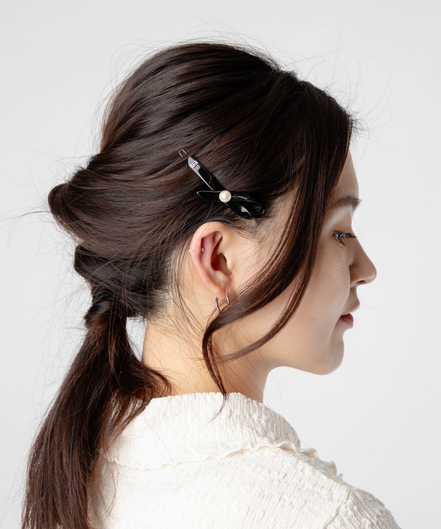 アレクサンドルドゥパリ かさ張り フラワー ヘアピン ベージュ アレクサンドルドゥパリ かさ張り フラワー ヘアピン ベージュ