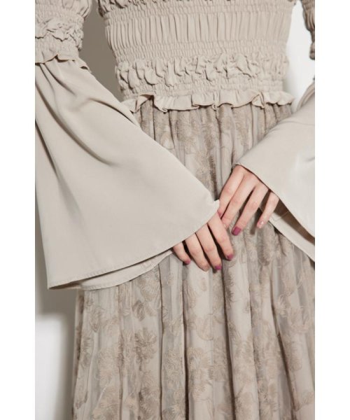 エンブロイダリーシャーリングフレア OP エンブロイダリーシャーリングフレア OP D1379806721(10560円)