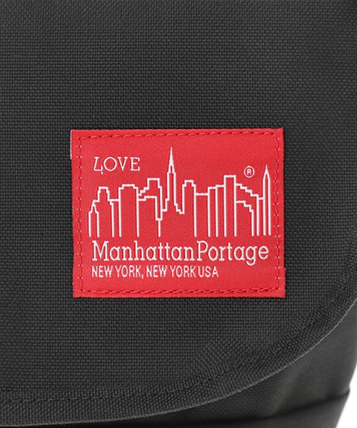 Manhattan Portage(マンハッタンポーテージ)/Nylon Messenger Bag JR Flap Zipper Pocket w/ BE@RBRICK 2023/img09