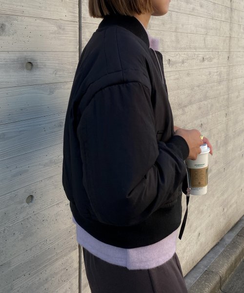 【Audrey and John Wad】コットンシルク厚中わたMA－1 H168 B78 W57