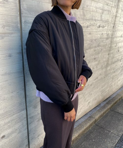 【Audrey and John Wad】コットンシルク厚中わたMA－1 H168 B78 W57