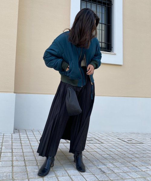 【Audrey and John Wad】コットンシルク厚中わたMA－1 H168 B78 W57