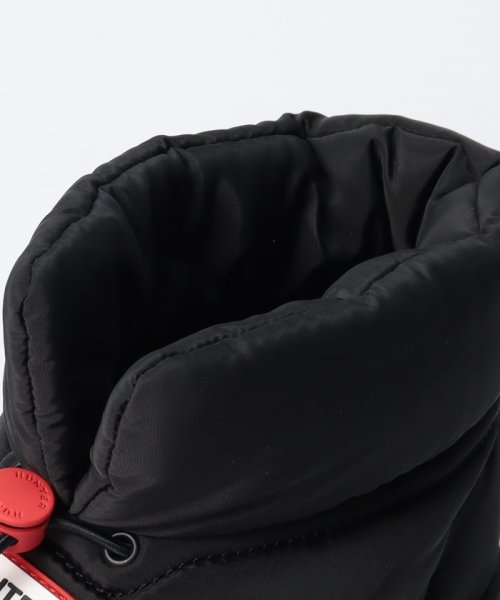 レディース イン/アウト パファー ブーティ 