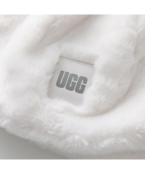 UGG ファーキャップ W FAUX FUR BEANIE W POM 21692 UGG ファーキャップ FAUX FUR BEANIE POM
