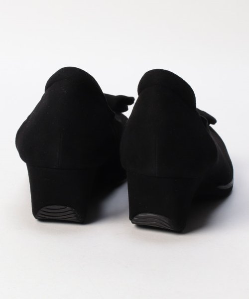 マダム・ナディーヌ〈魔法のブラックフォーマルシューズ〉 M1765346319 (13640円)