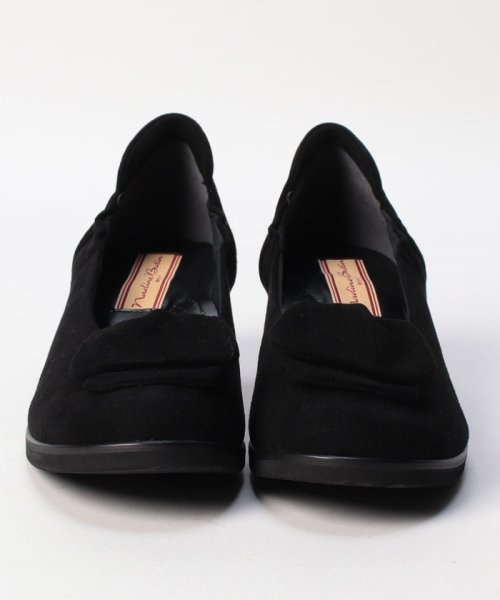 マダム・ナディーヌ〈魔法のブラックフォーマルシューズ〉 M1765346319 (13640円)