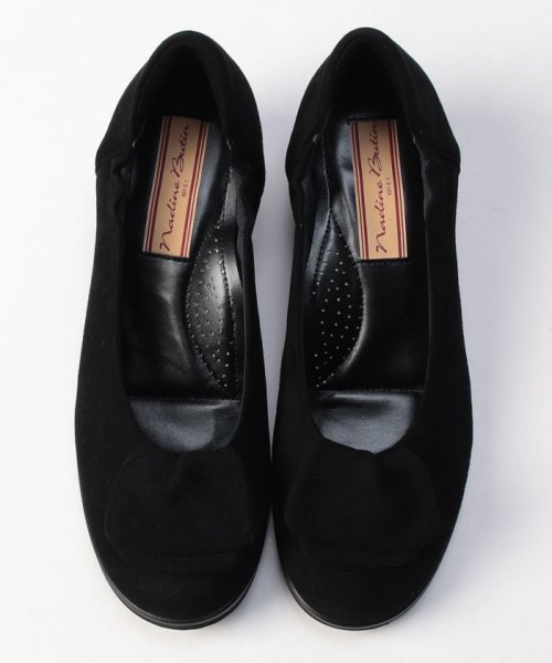 マダム・ナディーヌ〈魔法のブラックフォーマルシューズ〉 M1765346319 (13640円)