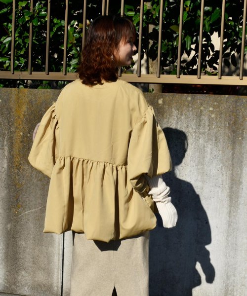 ARGO TOKYO(アルゴトウキョウ)/Puff Sleeve Flear Blouse 23063 パフスリーブフレアギャザートップス　ギャザーブラウス　パフスリーブ　フレアブラウス　フレアトップス/img36