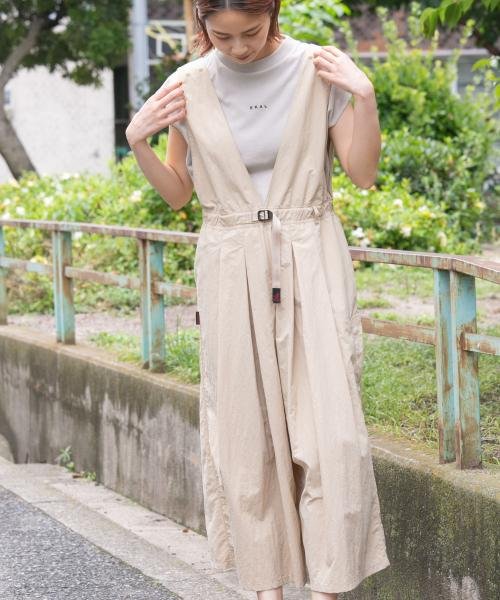 『別注』『撥水/2WAY仕様』GRAMICCI　アクティブナイロンサロペット パンツの2WAY仕様 165cm BEIGE
