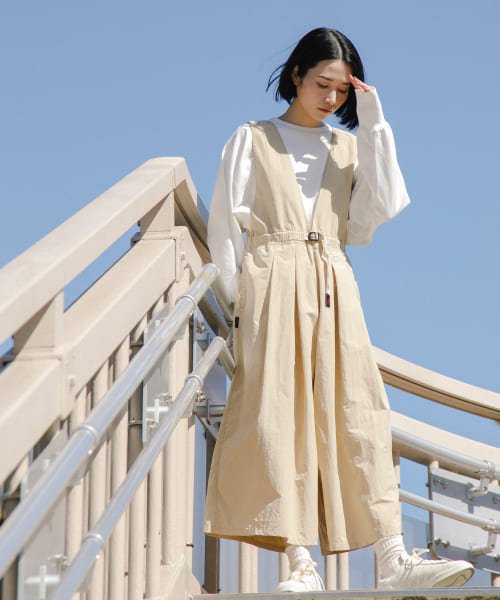 『別注』『撥水/2WAY仕様』GRAMICCI　アクティブナイロンサロペット パンツの2WAY仕様 165cm BEIGE