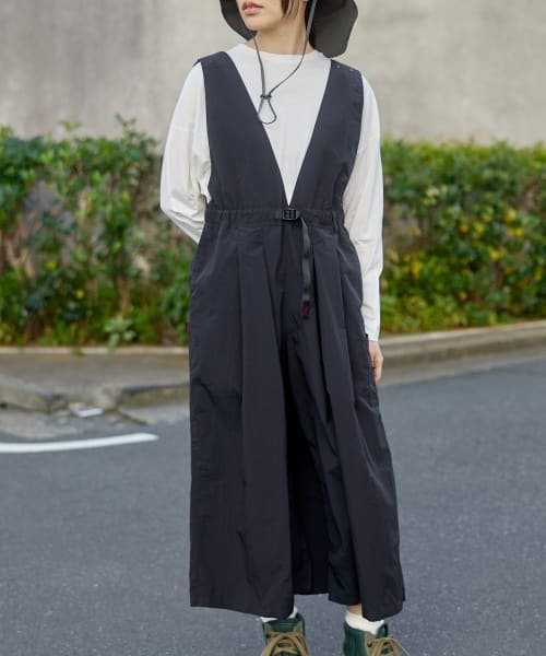 『別注』『撥水/2WAY仕様』GRAMICCI　アクティブナイロンサロペット パンツの2WAY仕様 165cm BEIGE