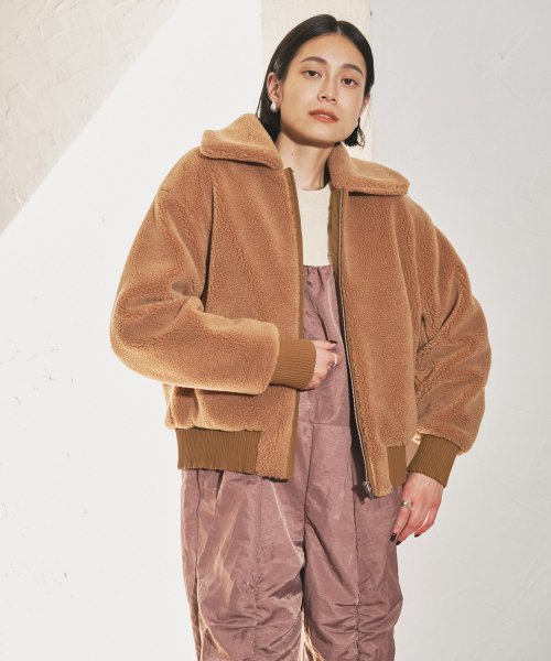 【Audrey and John Wad】ジップアップボアブルゾン H164 B79 W58 H82