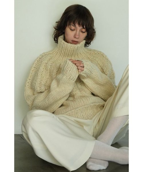 CLANE(クラネ)/CHUNKY CABLE HAND KNIT TOPS/img01