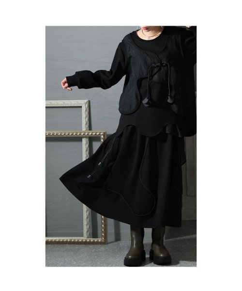 Sawa a la mode(サワアラモード)/花びらを着飾るように異素材ミモレ丈スカート/img18
