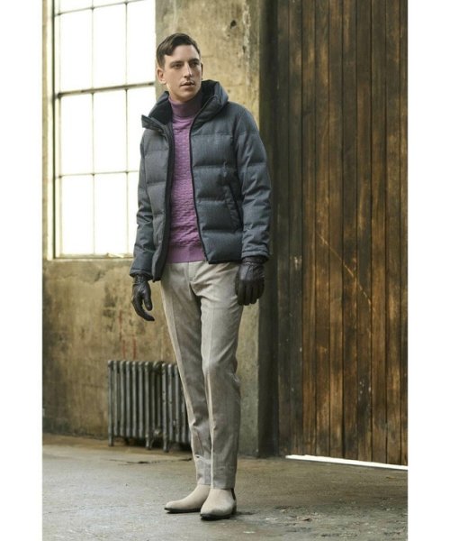 マイクロブロックチェックボリュームネックダウン 