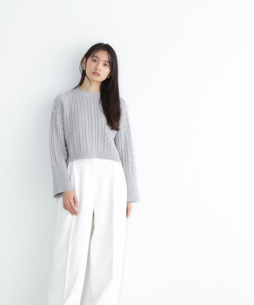 NATURAL BEAUTY BASIC(ナチュラルビューティーベーシック)/クロップドケーブルニット　24SS/img02