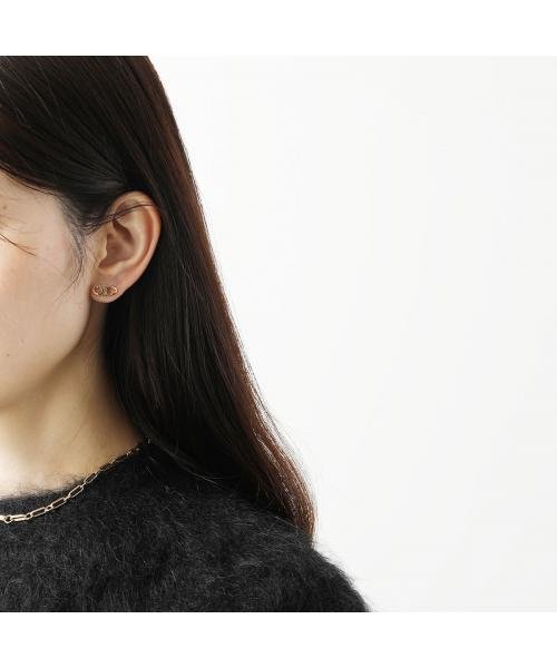 CELINE ピアス Triomphe トリオンフ 460BL 6BRA CELINE ピアス Triomphe トリオンフ 460BL 予めご了承ください