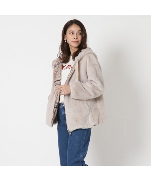 ヘルノ アウター ジャケット ファージャケット ベージュ レディース HERNO GI0138D 12422 1985 HERNO ヘルノ アウター ジャケット ファージャケット ベージュ レディース GI0138D