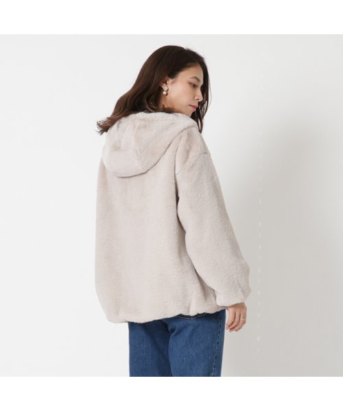 ヘルノ アウター ジャケット ファージャケット ベージュ レディース HERNO GI0138D 12422 1985 HERNO ヘルノ アウター ジャケット ファージャケット ベージュ レディース GI0138D