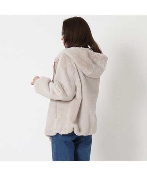 ヘルノ アウター ジャケット ファージャケット ベージュ レディース HERNO GI0138D 12422 1985 HERNO ヘルノ アウター ジャケット ファージャケット ベージュ レディース GI0138D