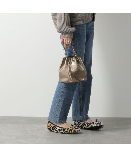 IL BISONTE ショルダーバッグ BBU001 レザー 巾着 BBU001 IL BISONTE ショルダーバッグ レザー