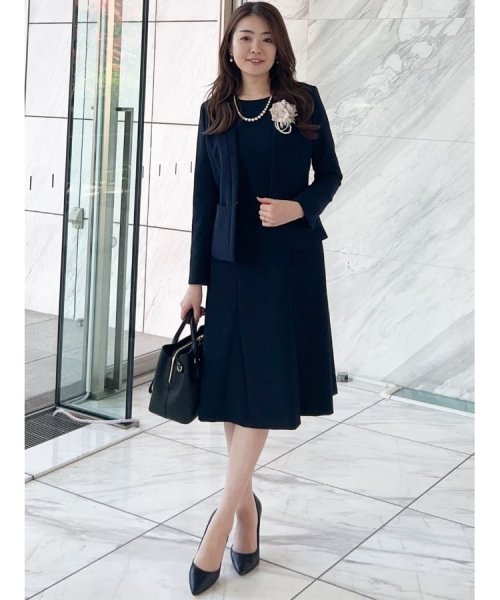 【洗える/日本製/セレモニー/オフィス】女性らしいシルエットと着心地の良さが叶うノーカラージャケット 