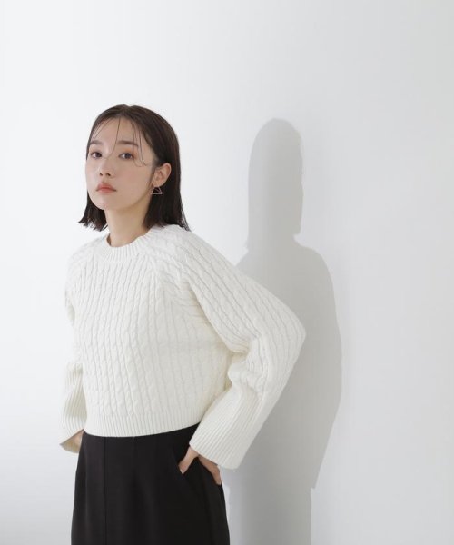 NATURAL BEAUTY BASIC(ナチュラルビューティーベーシック)/クロップドケーブルニット　24SS/img16