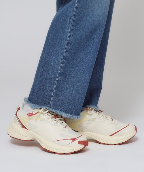 【PUMA】　ユニセックスベロファシス　スニーカー 5cm相当