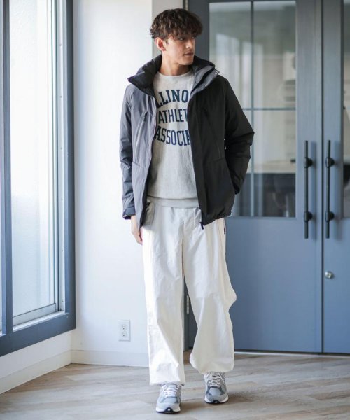 「西川ダウン(R)」フードデタッチャブルMATSUMIダウン 西川ダウン シリーズの定番モデル MATSUMI スタンドネックブルゾンとしてもお楽しみいただけるデザイン