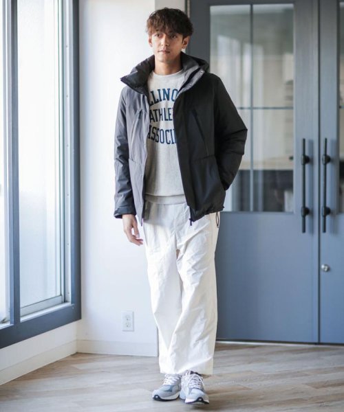 「西川ダウン(R)」フードデタッチャブルMATSUMIダウン 西川ダウン シリーズの定番モデル MATSUMI スタンドネックブルゾンとしてもお楽しみいただけるデザイン