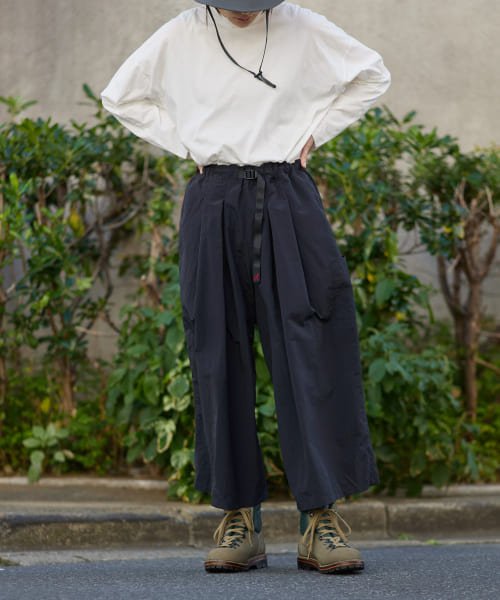 『別注』『撥水/2WAY仕様』GRAMICCI　アクティブナイロンサロペット パンツの2WAY仕様 165cm BEIGE