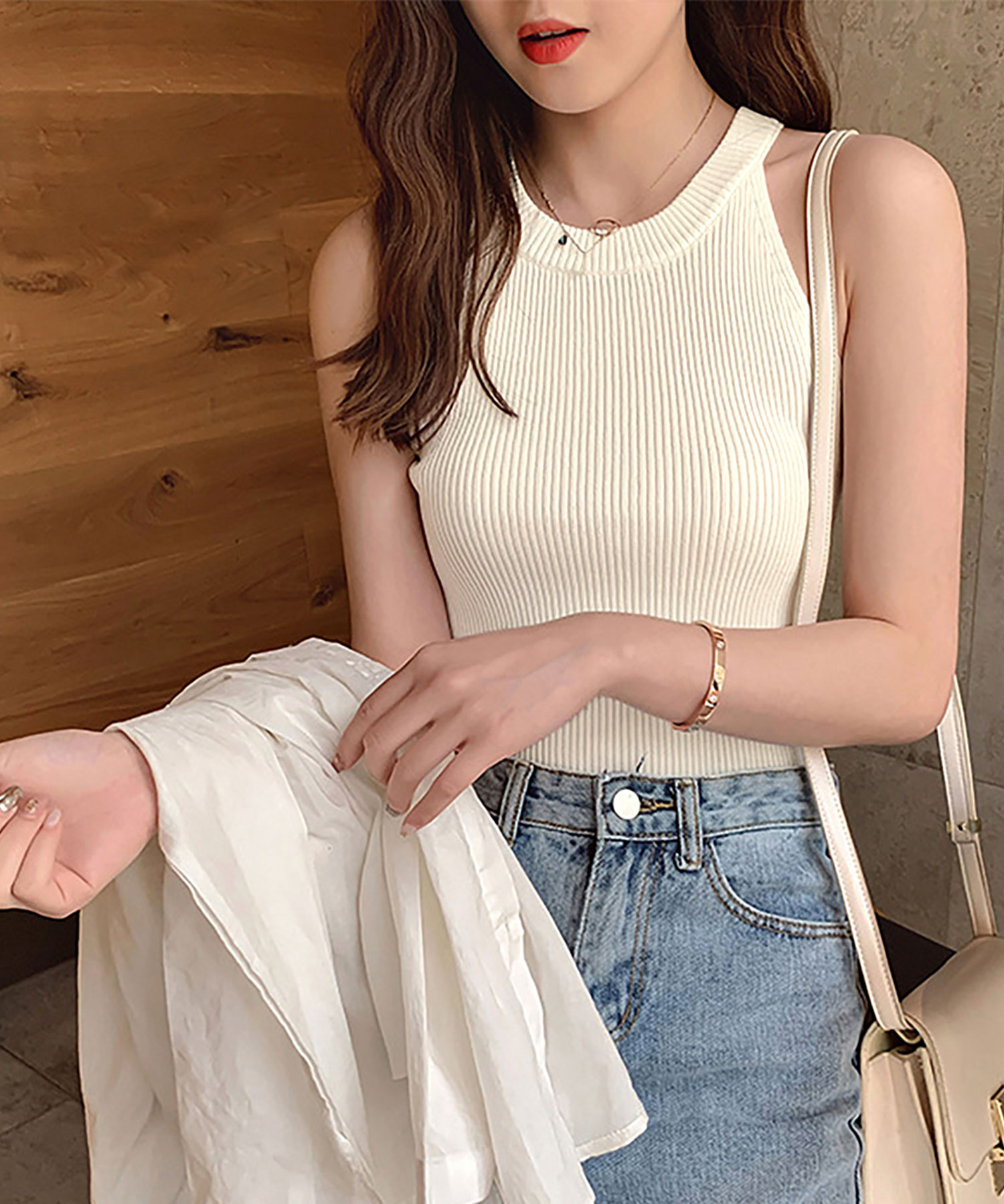 aimer feel ホルターネック キャミ と レースフリル ショートパンツ aimer feel ホルターネック キャミ と レースフリル ショート