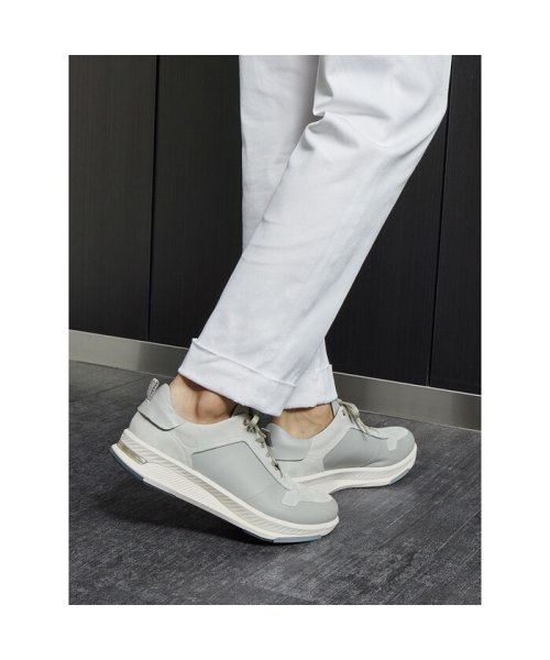 ペダラ ライドウォーク メンズ 3E 商品説明素足のような軽さと、足をやさしく包み込むやわらかさが特長のPEDALAシリーズ。エネルギーロスを抑えながら長く走り続ける、ラン UOI2184217663(16830円)