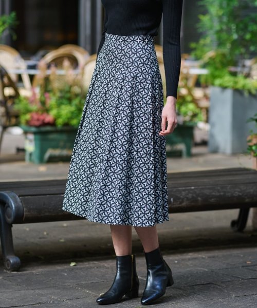 【洗える】オーバーラップサークルプリントスカート 