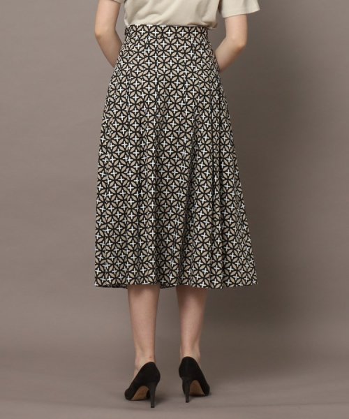 【洗える】オーバーラップサークルプリントスカート 