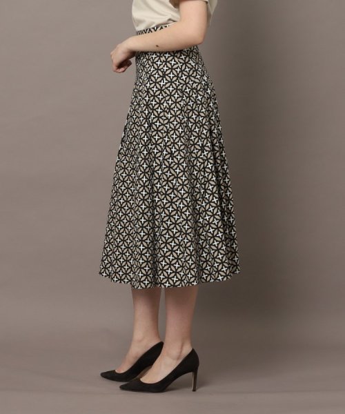 【洗える】オーバーラップサークルプリントスカート 