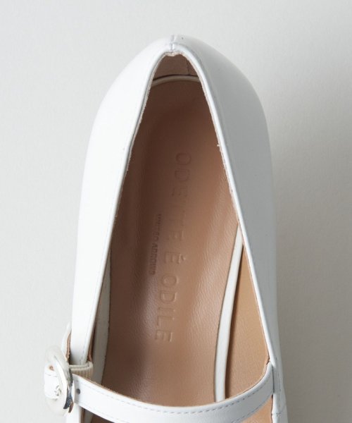 サークルバックルストラップ パンプス40↑ あらかじめご了承ください