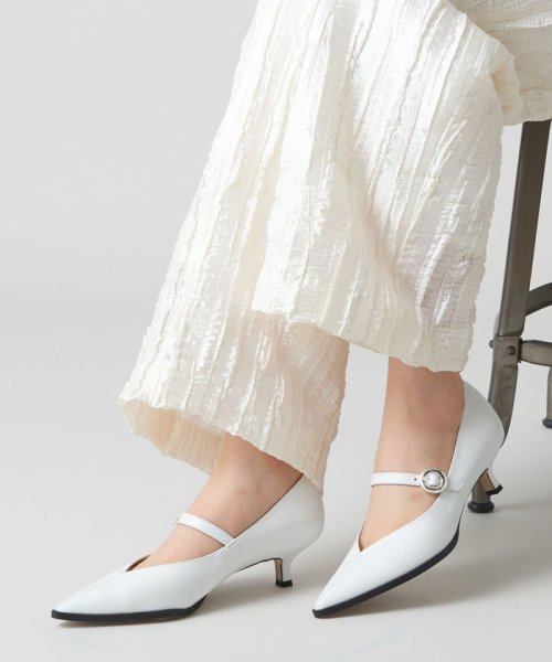 サークルバックルストラップ パンプス40↑ あらかじめご了承ください