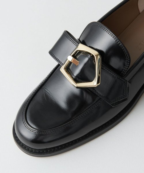 アシンメトリーバックル フラット20↑ あらかじめご了承ください