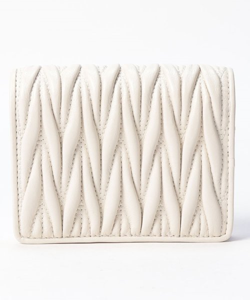 【MIU MIU】ミュウミュウ　5MV2042FPP　F0K41　レディース　MATELASSE マテラッセ　二つ折り財布　LAGUNA　ラグーナ MIU