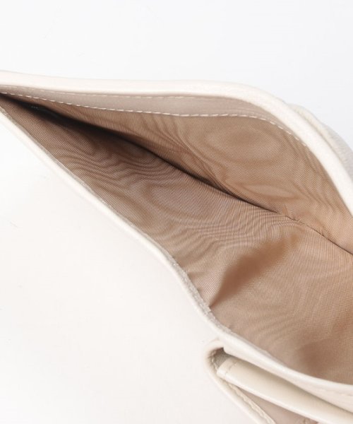 【MIU MIU】ミュウミュウ　5MV2042FPP　F0K41　レディース　MATELASSE マテラッセ　二つ折り財布　LAGUNA　ラグーナ MIU