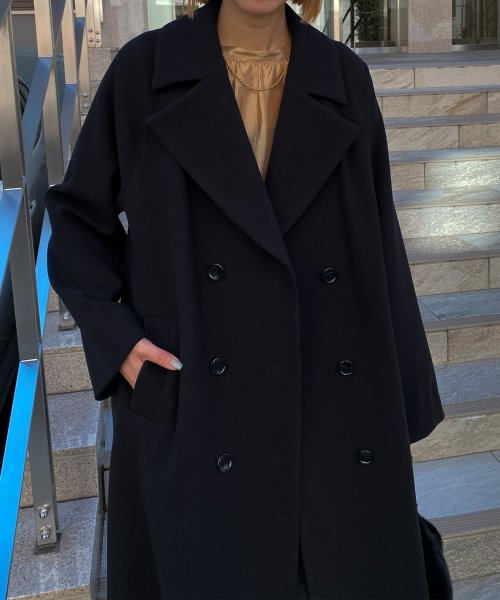 【Audrey and John Wad】ビッグカラーロングチェスターコート 着用サイズ：M　着用カラー：ブラック