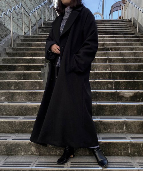 【Audrey and John Wad】ビッグカラーロングチェスターコート 着用サイズ：M　着用カラー：ブラック