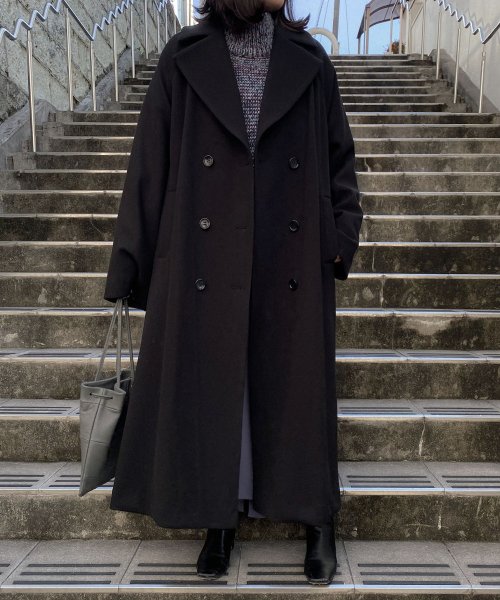 【Audrey and John Wad】ビッグカラーロングチェスターコート 着用サイズ：M　着用カラー：ブラック